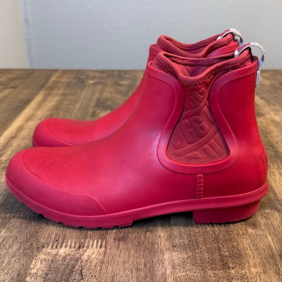 UGG Rain Boots Chevonne Chelsea Waterproof Sherling Insole Ribbon Red Women’s 9 - Picture 9 of 9
